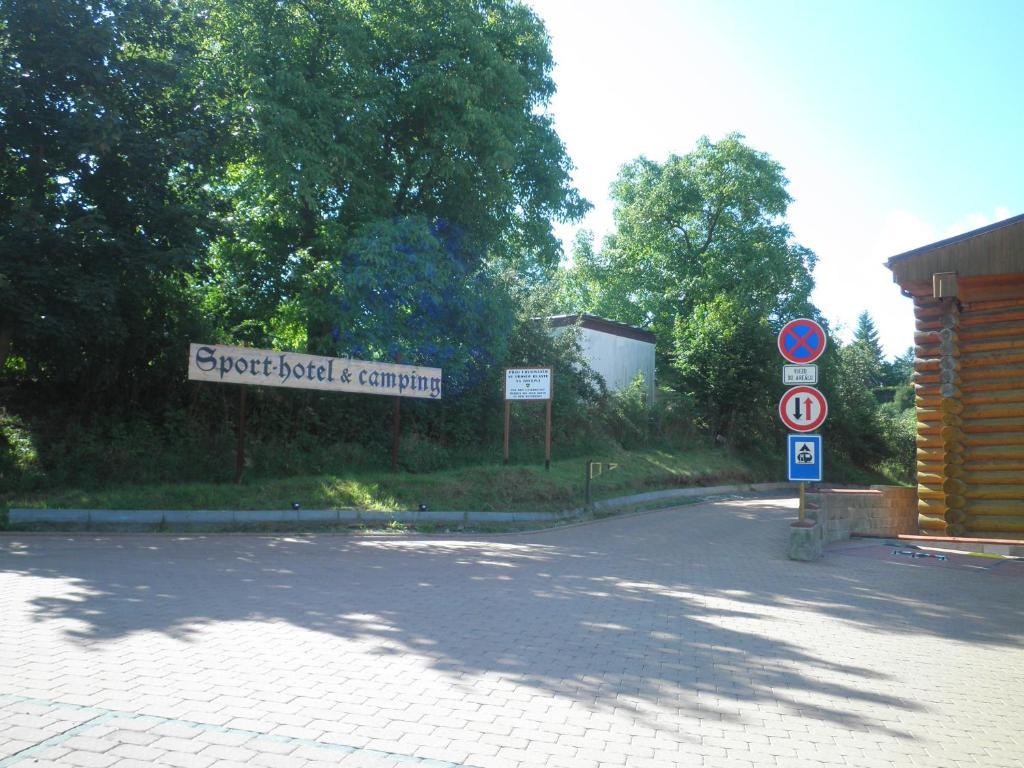 Sport-Hotel Sibenicni Vrch Mnichovice ภายนอก รูปภาพ