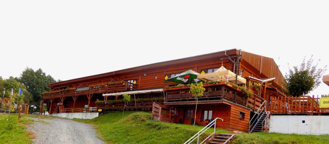 Sport-Hotel Sibenicni Vrch Mnichovice ภายนอก รูปภาพ